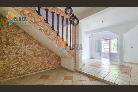 21_photo/94ce1f06f9.4c6540140f3be6b3-ATLAS-03f10653-3fb0-4e1b-9c89-90630b04a2e7.jpg de casa à venda com 4 quartos, 310m² em Cidade Ocian, Praia Grande