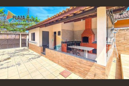 6_photo/94ce1f06f9.4c6540140f3be6b3-ATLAS-c280ccba-deb7-4647-851f-d6ce93c6f7a5.jpg de casa à venda com 4 quartos, 310m² em Cidade Ocian, Praia Grande