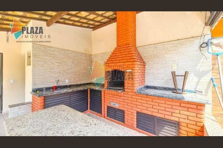 12_photo/94ce1f06f9.4c6540140f3be6b3-ATLAS-cf84411c-9779-428e-b54d-0cf04763edd8.jpg de casa à venda com 4 quartos, 310m² em Cidade Ocian, Praia Grande