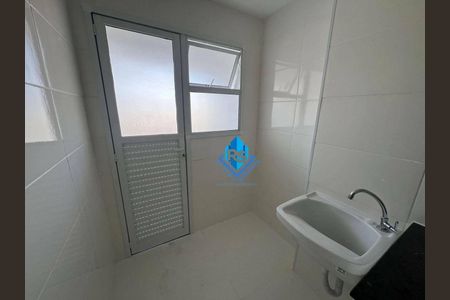 23_photo/94ce1f0755.f38e38137a2159e3-ATLAS-b0e40f7a-b8dc-4f33-bbb1-1fb4f5bfb5ee.jpg de casa à venda com 2 quartos, 80m² em Nova Mirim, Praia Grande