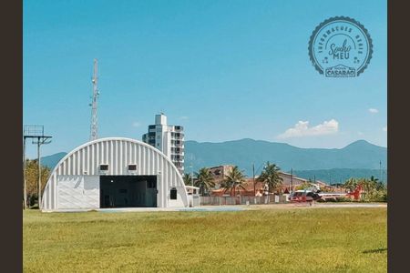 7_photo/94ce1f0789.2ac4ca81730c978d-ATLAS-76f924fb-49ef-48a8-82c8-998ea73e16a9.jpg de apartamento à venda com 2 quartos, 55m² em Nova Mirim, Praia Grande