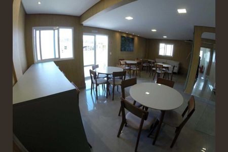 4_photo/94ce1f0789.fb62745ea35136e4-ATLAS-1b3ee07d-b6b2-418d-8ade-6584bed9f837.jpg de apartamento à venda com 2 quartos, 55m² em Nova Mirim, Praia Grande