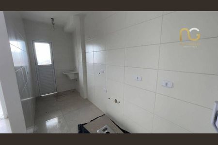 4_photo/94ce1f081d.9d8fed69801cdea0-ATLAS-04b76cb5-e9cc-45ef-b5d2-46777bbceacd.jpg de apartamento à venda com 2 quartos, 64m² em Nova Mirim, Praia Grande