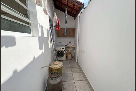 7_photo/94ce1f092f.b6885c51ddfdf674-ATLAS-80c5ba12-56b2-41a0-8666-50c7fcdc586f.jpg de casa à venda com 1 quarto, 33m² em Nova Mirim, Praia Grande