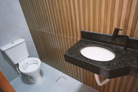 6_photo/94ce1f0963.4a8fb705dfdf76a3-ATLAS-4d234068-ff35-4d88-b332-94ec14d037b4.jpg de casa à venda com 2 quartos, 54m² em Nova Mirim, Praia Grande