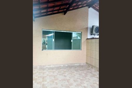 12_photo/94ce1f0969.de0cb524f985a91a-ATLAS-ed7d84e7-7f95-4be9-86df-93524841e7db.jpg de casa à venda com 2 quartos, 81m² em Nova Mirim, Praia Grande