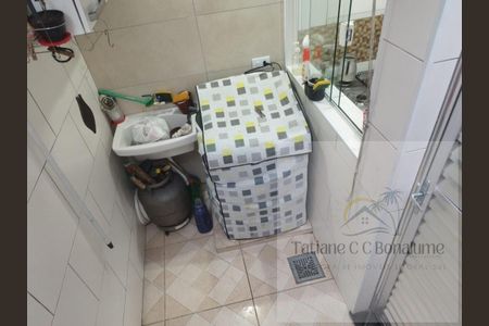 8_photo/94ce1f09af.912bb953107d94de-ATLAS-560863a4-e2c8-4813-9b81-f6104a3f1881.jpg de casa à venda com 2 quartos, 45m² em Nova Mirim, Praia Grande