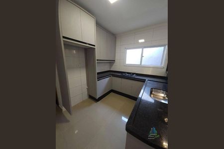 5_photo/94ce1f09b3.dd72da75736ca14e-ATLAS-39592fdd-06d7-404a-ba5d-fb96248adf50.jpg de casa à venda com 2 quartos, 90m² em Nova Mirim, Praia Grande