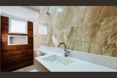 13_photo/94ce1f0aa9.488d9430527a71af-ATLAS-bfd89eb0-1679-47b5-b681-4e4c3c1b0a2d.jpg de casa à venda com 4 quartos, 180m² em Nova Mirim, Praia Grande