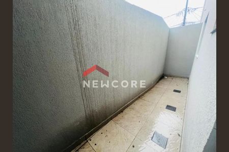 3_photo/94ce1f0c15.676087e3914b6744-ATLAS-37767b69-8c18-4e82-b3eb-5a2fe4abcd0e.jpg de casa de condomínio à venda com 2 quartos, 49m² em Nova Mirim, Praia Grande