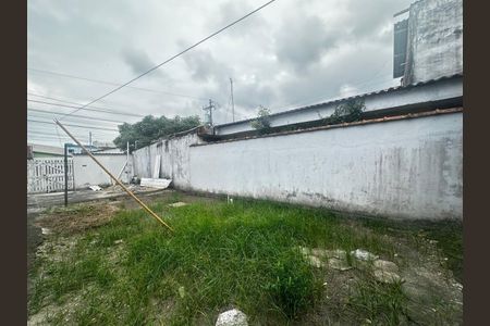 3_photo/94ce1f0d3d.b2c1f66c79c6256c-ATLAS-13a5a400-c4d7-4e17-b372-ae31ffe3d7ef.jpg de casa à venda com 1 quarto, 80m² em Nova Mirim, Praia Grande