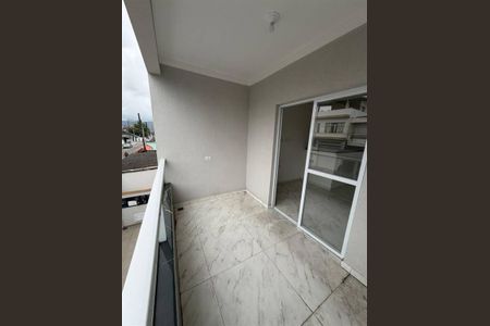 2_photo/94ce1f0e11.bcb2d3731270fbc5-ATLAS-43cef4eb-0b6a-49b3-b3a3-78993e76d142.jpg de casa à venda com 2 quartos, 77m² em Nova Mirim, Praia Grande