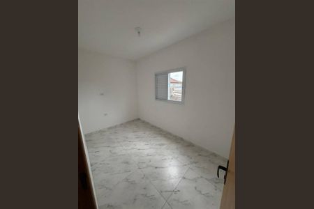 4_photo/94ce1f0e11.bcb2d3731270fbc5-ATLAS-6fe7333d-b429-4a14-9f69-dc0dcca88a5f.jpg de casa à venda com 2 quartos, 77m² em Nova Mirim, Praia Grande