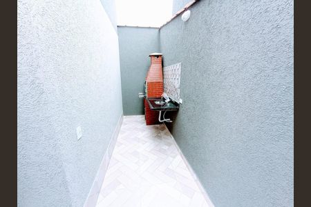 2_photo/94ce1f1285.faecce82d0fac38b-ATLAS-ecb63aa2-d889-4980-85f8-6d5fcbcaf3d3.jpg de casa à venda com 2 quartos, 53m² em Nova Mirim, Praia Grande