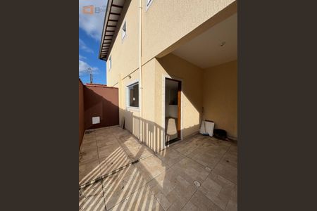 2_photo/94ce1f1bc5.cbd1ba3c47a84b5c-ATLAS-7bb00aa7-0a7d-4230-9064-0ce50d5f4321.jpg de casa à venda com 2 quartos, 68m² em Quietude, Praia Grande