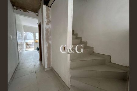 4_photo/94ce1f1d13.6965dc89252d6b31-ATLAS-e240e06f-9d3a-4c70-be34-2431bc77d8b1.jpg de casa à venda com 2 quartos, 62m² em Quietude, Praia Grande