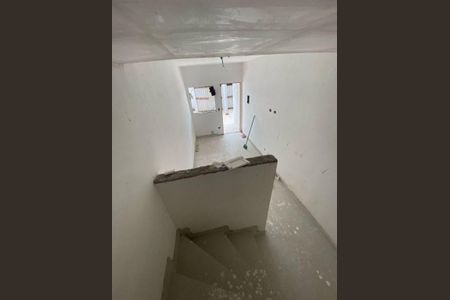 12_photo/94ce1f1d13.6bc6d6e3d41508d6-ATLAS-a2d5f28c-ccb7-4f5f-ac76-b1d2a5a38c78.jpg de casa à venda com 2 quartos, 62m² em Quietude, Praia Grande