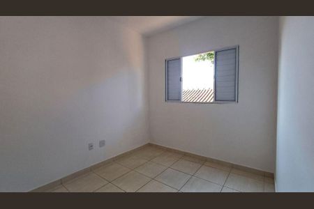 6_photo/94ce1f643d.ab9d896be0e39e09-ATLAS-68d4bef3-3e61-43d5-8a1b-022204f6bf7d.jpg de casa à venda com 2 quartos, 49m² em Jardim Trevo, Praia Grande