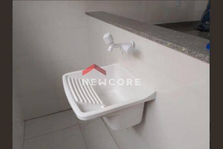 3_photo/94ce1f6587.93b8fa184532727f-ATLAS-16f376ea-edb2-4685-a50a-da2158e2c5fc.jpg de casa à venda com 2 quartos, 58m² em Jardim Trevo, Praia Grande