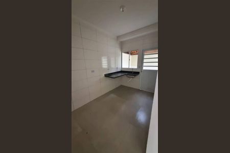 6_photo/94ce1f6b79.3e1b1d83329d9a5d-ATLAS-8d64e232-3940-466a-8904-c125d5877cef.jpg de casa à venda com 2 quartos, 47m² em Nova Mirim, Praia Grande