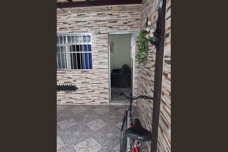 12_photo/94ce1f6e7f.f38e38137a2159e3-ATLAS-3cd0e020-daf2-499e-a7ee-7fe96d04bc2f.jpg de casa à venda com 2 quartos, 54m² em Nova Mirim, Praia Grande