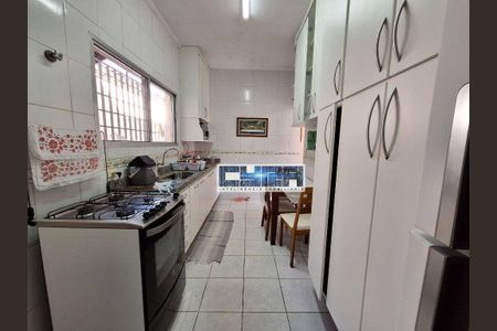 11_photo/94ce1f6f7b.bbc67563694ce6f2-ATLAS-5ad4aa3e-e190-4692-a318-89857f2b2e83.jpg de casa à venda com 2 quartos, 168m² em Balneario Pires, Praia Grande