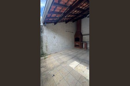 5_photo/94ce1f7457.53e48464a9e1c036-ATLAS-498b06a9-77c7-40a0-965f-b0ef165ac9a1.jpg de casa à venda com 2 quartos, 68m² em Nova Mirim, Praia Grande