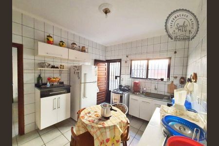 6_photo/94ce1f746b.99861d19f0cf5f32-ATLAS-1153cfe5-23a5-4c8f-a4cb-4b154896a809.jpg de casa à venda com 2 quartos, 67m² em Nova Mirim, Praia Grande