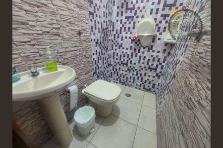 5_photo/94ce1f74fd.0aa27c9c25da381e-ATLAS-5326b061-c229-42d1-aaef-e2263008d04f.jpg de casa à venda com 2 quartos, 70m² em Nova Mirim, Praia Grande