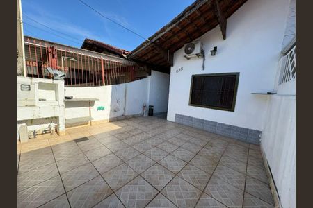 3_photo/94ce1f75fd.49f512fa8a9b1946-ATLAS-5fd340f7-aa5b-476f-8f14-1c6e888c696f.jpg de casa à venda com 1 quarto, 63m² em Nova Mirim, Praia Grande