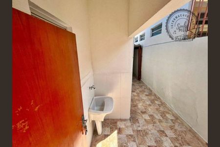 6_photo/94ce1f761d.ee58c02d31bfea6a-ATLAS-6bc32869-30e7-43d4-99fa-5b52f2edb85f.jpg de casa à venda com 2 quartos, 70m² em Nova Mirim, Praia Grande