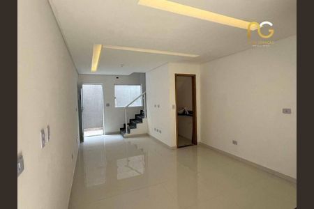 4_photo/94ce1f7625.7d3c41bc496dffaa-ATLAS-2f2ea3ac-dcdb-4b33-b0cd-8868dc2b9c72.jpg de casa à venda com 2 quartos, 58m² em Maracanã, Praia Grande