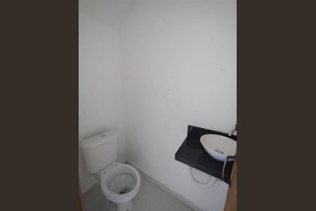 4_photo/94ce1f7625.c5d651b5e1490408-ATLAS-106047a6-6335-470b-8859-dcc7f9bbd58e.jpg de casa à venda com 2 quartos, 53m² em Nova Mirim, Praia Grande