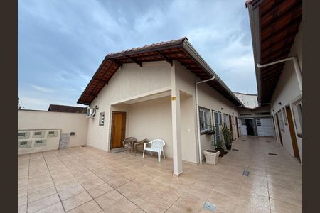 4_photo/94ce1f7661.1b656f32d2d6dd69-ATLAS-2cce71f2-5056-4843-a3dc-2e4dad2e51d2.jpg de casa à venda com 1 quarto, 52m² em Maracanã, Praia Grande