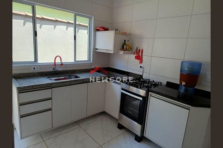8_photo/94ce1f7741.ce8cc74eeaa87803-ATLAS-54a5f441-2c0b-4958-a38b-0cf8686310a9.jpg de casa à venda com 2 quartos, 70m² em Maracanã, Praia Grande