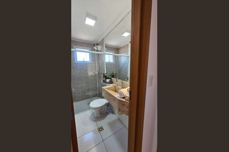 2_photo/94ce1f7769.63882f7b7a6d8805-ATLAS-0cf18580-ec56-485a-895a-34d65fc4e741.jpg de apartamento à venda com 1 quarto, 46m² em Nova Mirim, Praia Grande