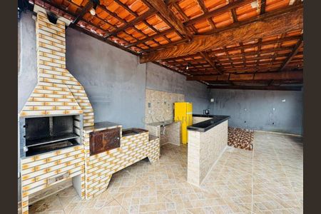 5_photo/94ce1f78c3.7921032f84b277b6-ATLAS-d49718ab-ff1c-4e49-8136-38e38ba758e8.jpg de casa à venda com 3 quartos, 171m² em Maracanã, Praia Grande