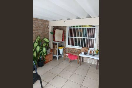 2_photo/94ce1f7901.87c2d0f47683b1c8-ATLAS-fee379ed-6263-43be-b50f-79ff7b421261.jpg de casa à venda com 2 quartos, 130m² em Maracanã, Praia Grande