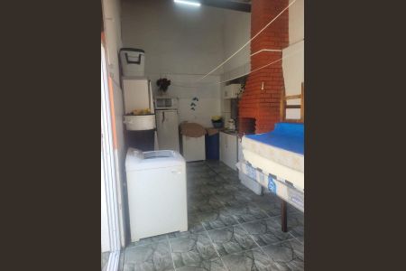 12_photo/94ce1f791b.eac4368e9a4a4ed1-ATLAS-48a2a5c0-baba-4cd0-90c3-32212b581477.jpg de casa à venda com 2 quartos, 68m² em Maracanã, Praia Grande