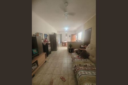 5_photo/94ce1f791b.eac4368e9a4a4ed1-ATLAS-d88749f5-e94c-40a2-bd48-d4374d411012.jpg de casa à venda com 2 quartos, 68m² em Maracanã, Praia Grande