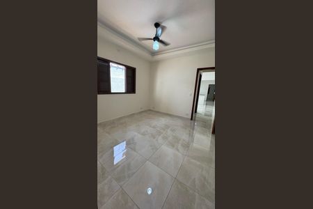 3_photo/94ce1f792f.ec49f0f9d32ca07b-ATLAS-0c677ee3-5faa-437b-a450-dd90dcd80b08.jpg de casa à venda com 2 quartos, 71m² em Maracanã, Praia Grande