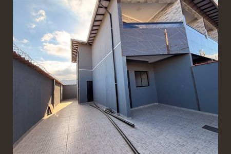 12_photo/94ce1f7c75.ae6ed13d24276bdb-ATLAS-3df3d8ed-2371-463a-b76d-b93c2d997f07.jpg de casa à venda com 2 quartos, 80m² em São José do Rio Preto, Praia Grande