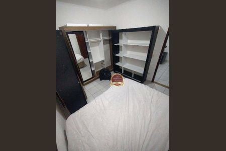 18_photo/94ce1f7eef.806246b52072dab8-ATLAS-a2ec80bc-aff6-4424-84ce-704c6c45bf30.jpg de casa à venda com 2 quartos, 80m² em Maracanã, Praia Grande