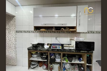 10_photo/94ce1f7f9b.4cb36fa8bd7c581d-ATLAS-882648c5-864d-4468-b82c-ffe159a97416.jpg de casa à venda com 2 quartos, 90m² em Maracanã, Praia Grande