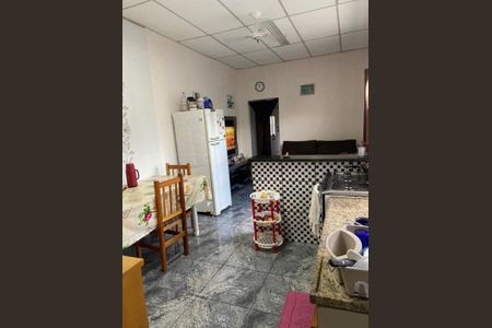 21_photo/94ce1f7fad.26e1e0eb7d3c5cc2-ATLAS-4fe32d63-1403-4d1c-977b-b55feb6f40c7.jpg de casa à venda com 4 quartos, 262m² em Maracanã, Praia Grande