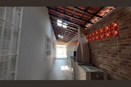 9_photo/94ce1f7fe7.42e6edcb8394660c-ATLAS-ccf9b4cf-c04d-47e1-a0b9-ffac0c9300a4.jpg de casa à venda com 2 quartos, 107m² em Maracanã, Praia Grande