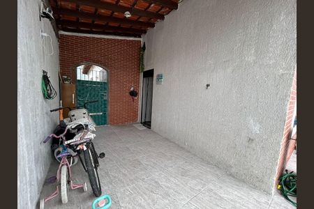 26_photo/94ce1f800d.5b12b8003dd60bb3-ATLAS-ed4a709f-07c2-4ac0-a689-4ce4c25445ae.jpg de casa à venda com 2 quartos, 100m² em Maracanã, Praia Grande