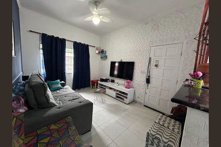 6_photo/94ce1f800d.5b12b8003dd60bb3-ATLAS-fd3400f5-7337-4f72-ba37-61d39c3fc800.jpg de casa à venda com 2 quartos, 100m² em Maracanã, Praia Grande