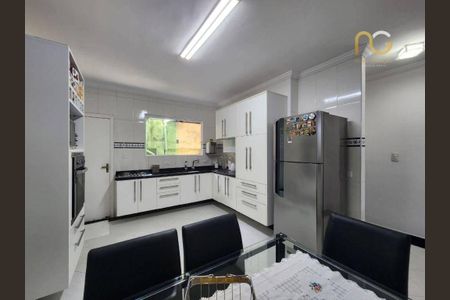 10_photo/94ce1f811b.0c6161ab2d998439-ATLAS-b2bae114-02dd-4e45-905a-5ee0181ee6ea.jpg de casa à venda com 3 quartos, 121m² em Maracanã, Praia Grande