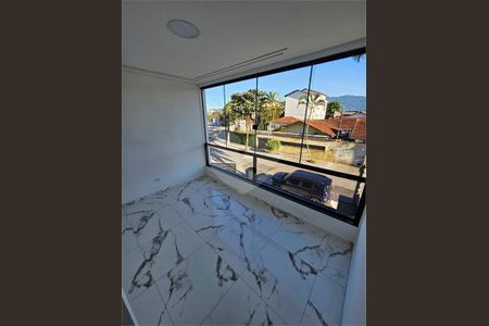 2_photo/94ce1f816b.22d99d281daac78a-ATLAS-44ef5afa-e659-4d74-b9f8-4a4cfe5d2468.jpg de casa à venda com 3 quartos, 100m² em Maracanã, Praia Grande